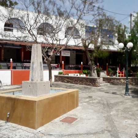 Amaliahotel Apolakkia Buitenkant foto