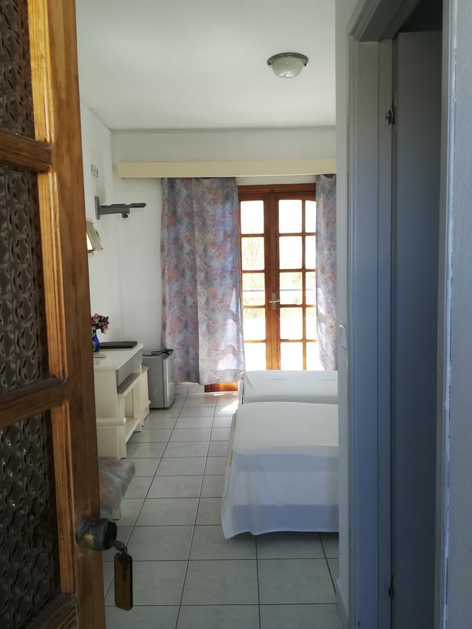 Amaliahotel Apolakkia Buitenkant foto