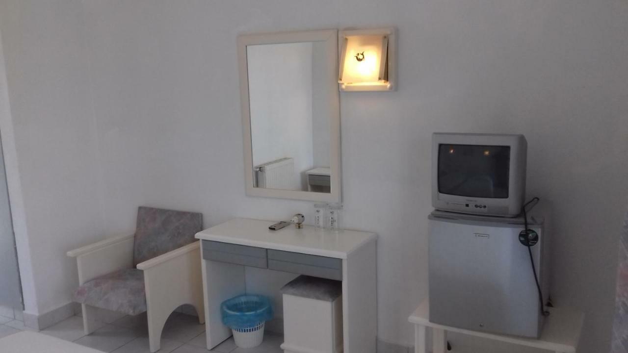 Amaliahotel Apolakkia Buitenkant foto
