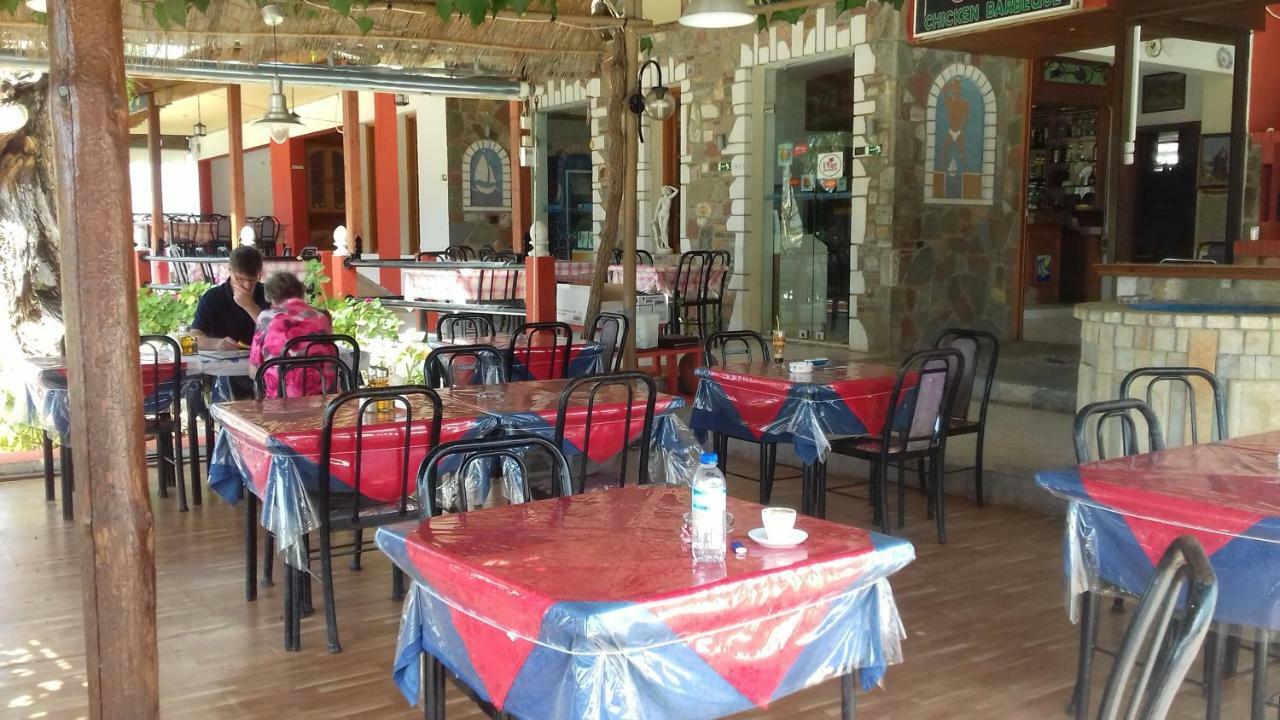 Amaliahotel Apolakkia Buitenkant foto