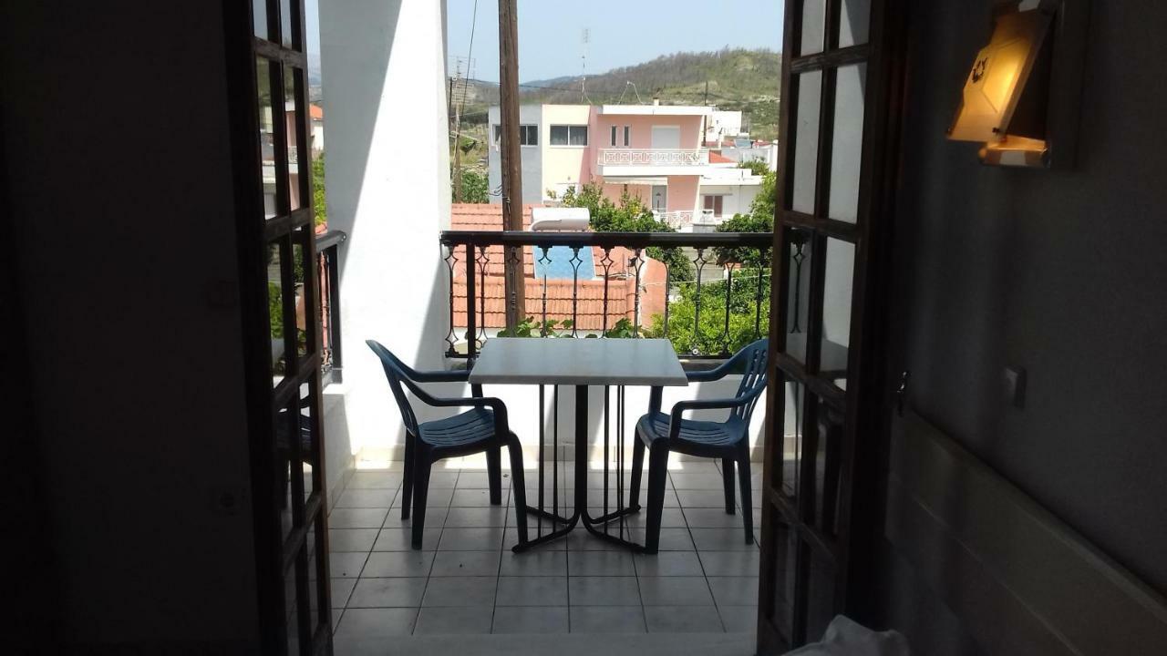 Amaliahotel Apolakkia Buitenkant foto